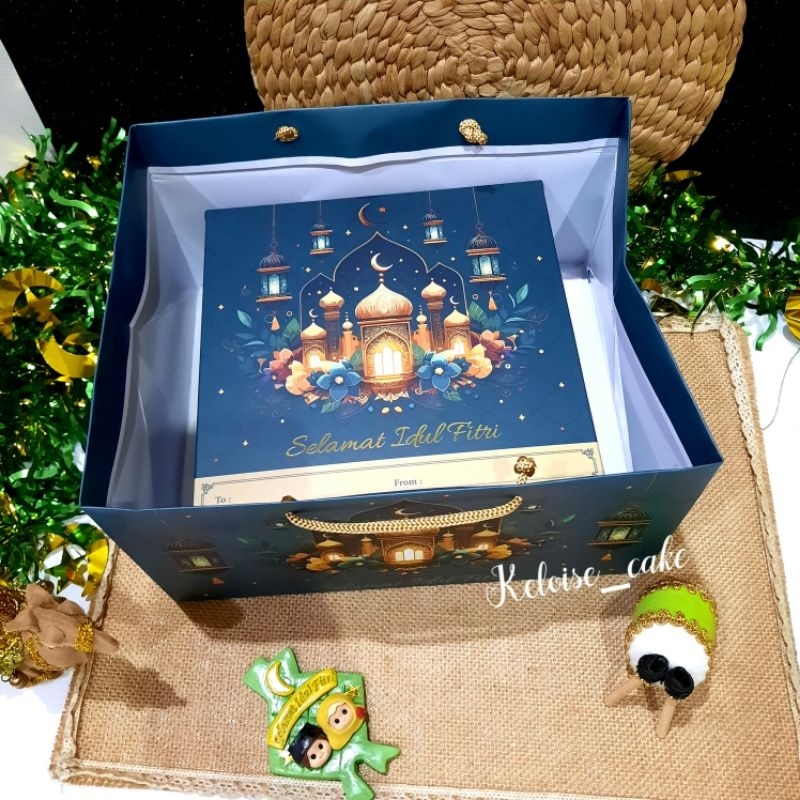 

BOX /DUS NASTAR SEKAT 30 HOLES IDUL FITRI + PAPERBAG