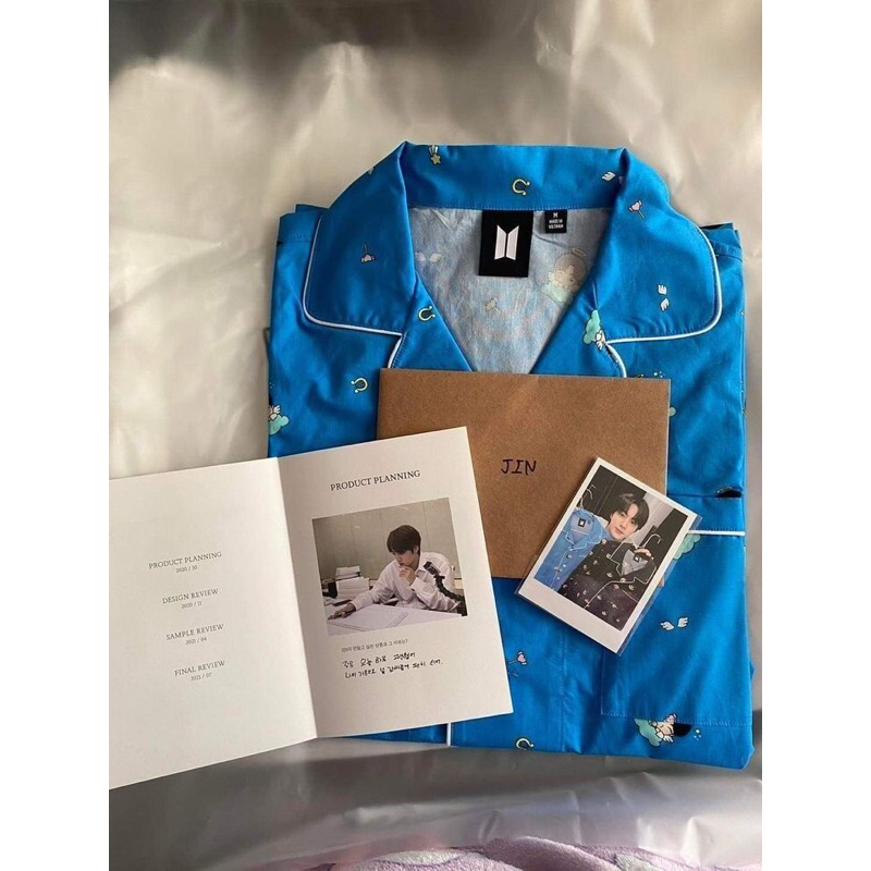 PAJAMAS JIN BTS OFFiCIAL