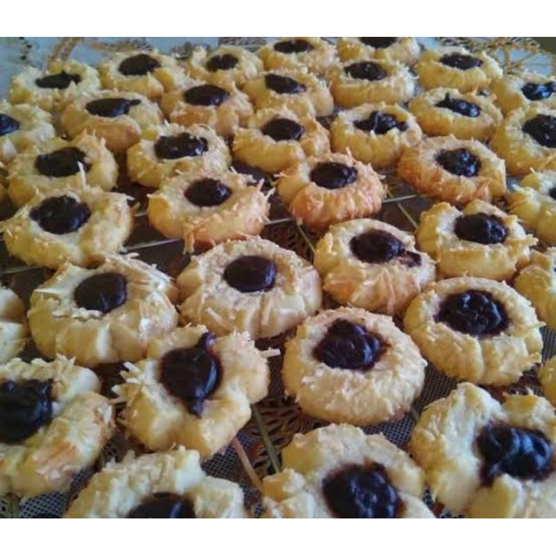 

Kue lebaran kue Thrumbprint coklat toples 1000ml