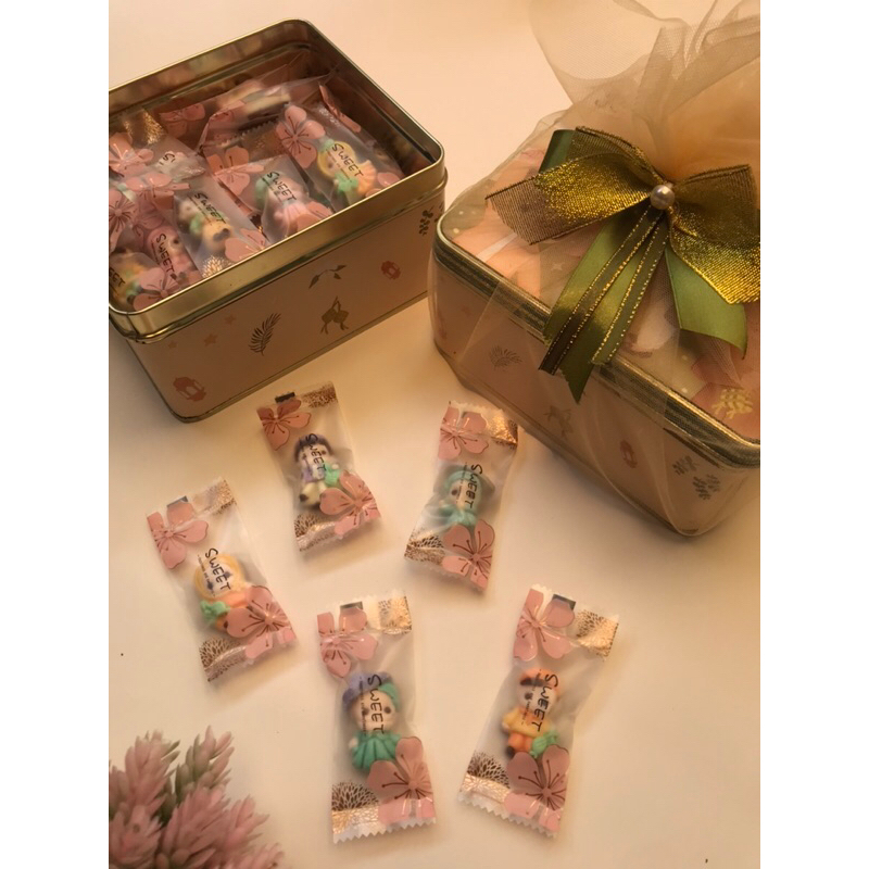 

Coklat Kaleng Hampers Lebaran