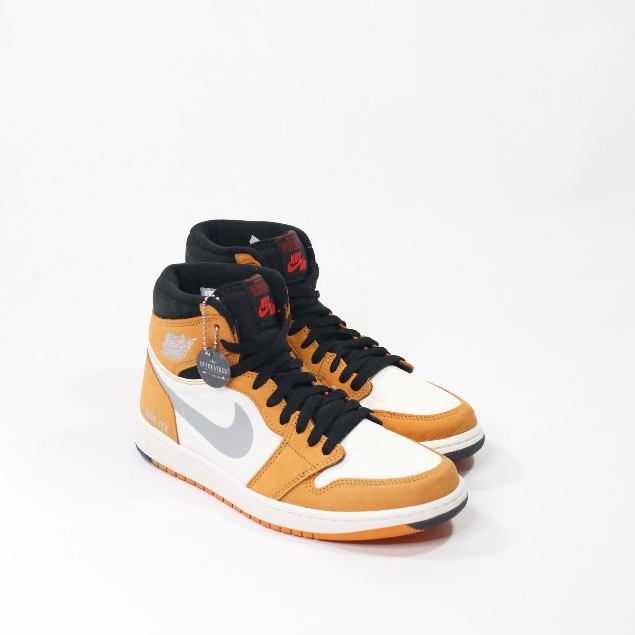 Air Jordan 1 High Gore - Tex Light Curry (100% Authentic)