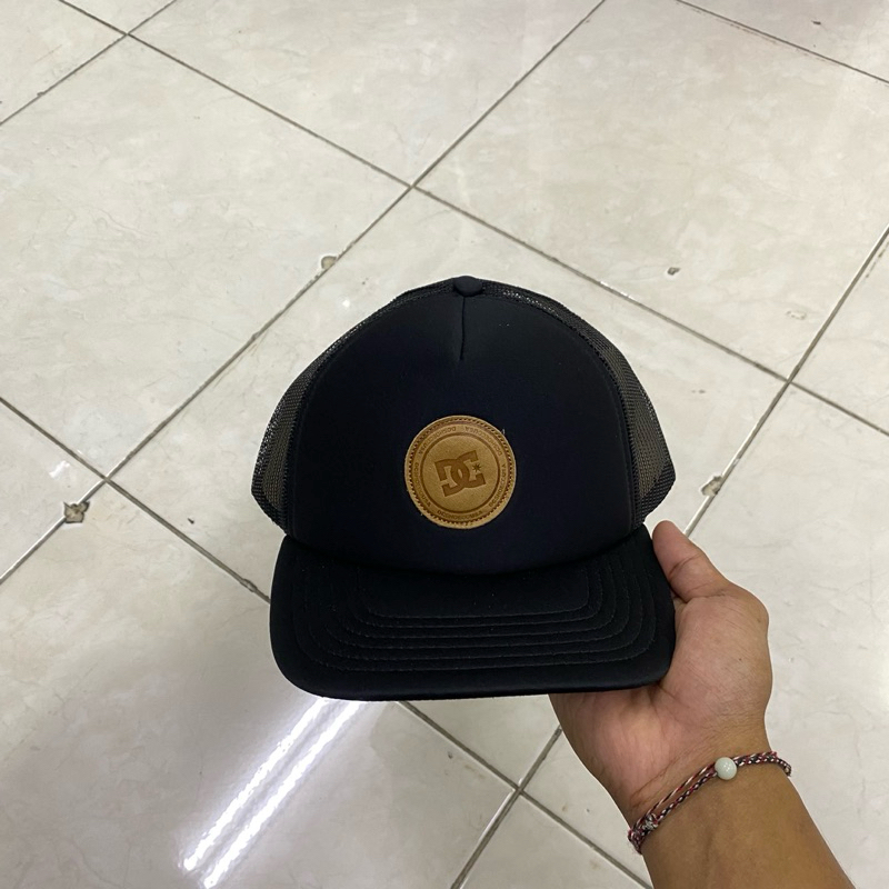 Topi DC Reynar 4 Trucker Logo Black Original