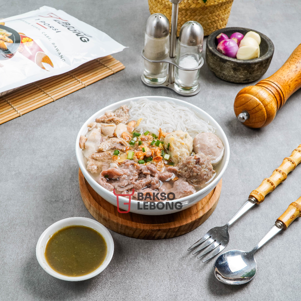 

Bakso + Daging sapi iris + jeroan full meal 1 porsi (Frozen)