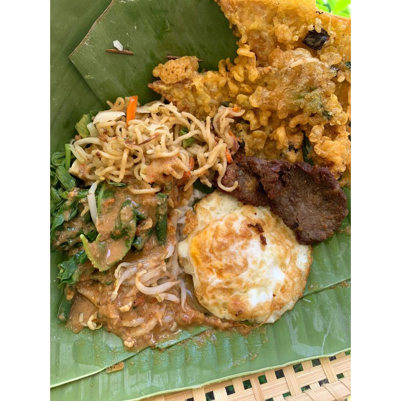 

nasi pecel jawa timur
