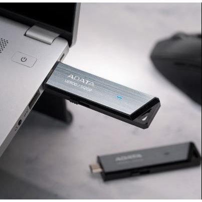 ADATA EXTERNAL HDD/SSD ADATA UE800 512GB EXT STORAGE USB C SILVER (AA) read upto 1000 mb/s model fla