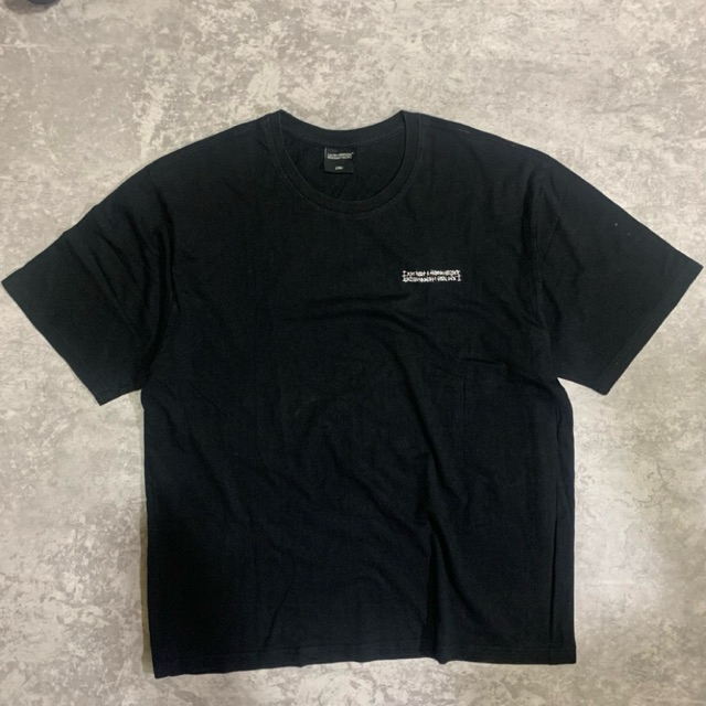 I’m Not Human Being Tee