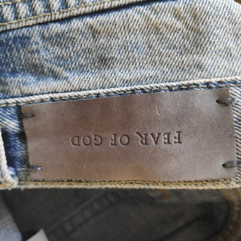 "Fear of God Fifth Collection"Fear of God Jeans: Paint Splatter Jeans