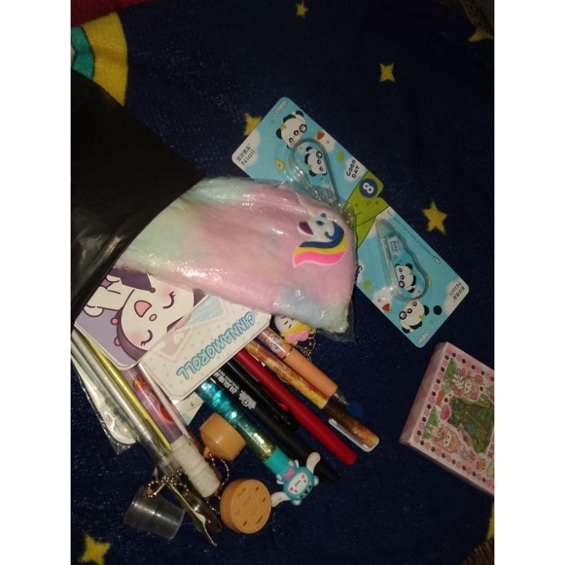 

PAKET ALAT TULIS DALAM PLASTIK -ALAT TULIS KANTOR SEKOLAH FANCY ITEM