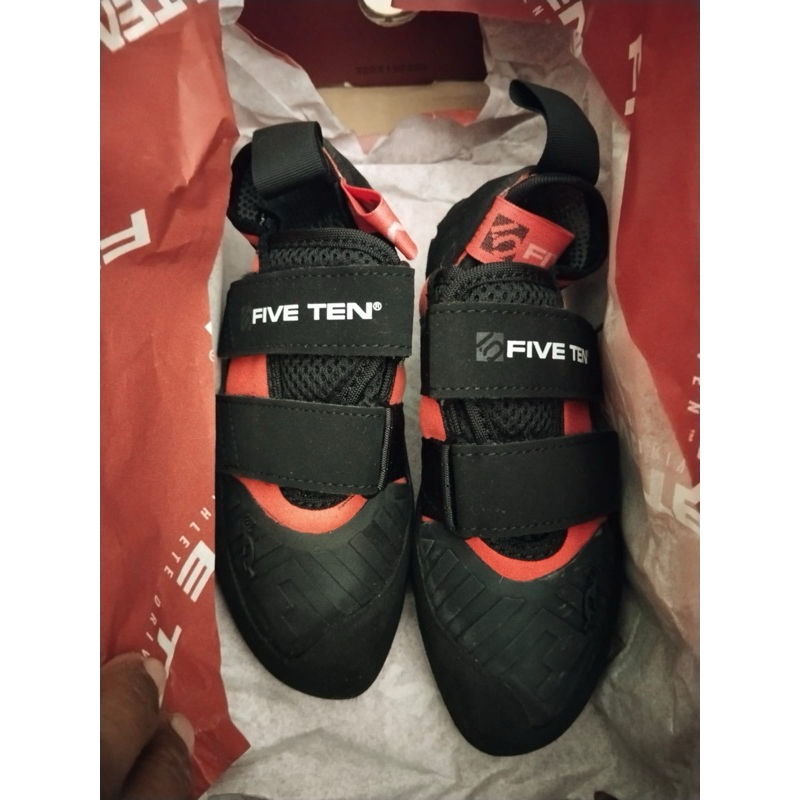 sepatu panjat tebing / climbing FIVE TEN Anasasi pro wmns