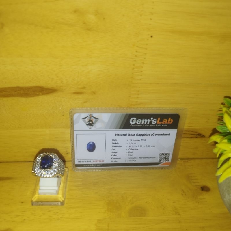 Cincin Natural Blue Sapphire (Corundum) plus Memo
