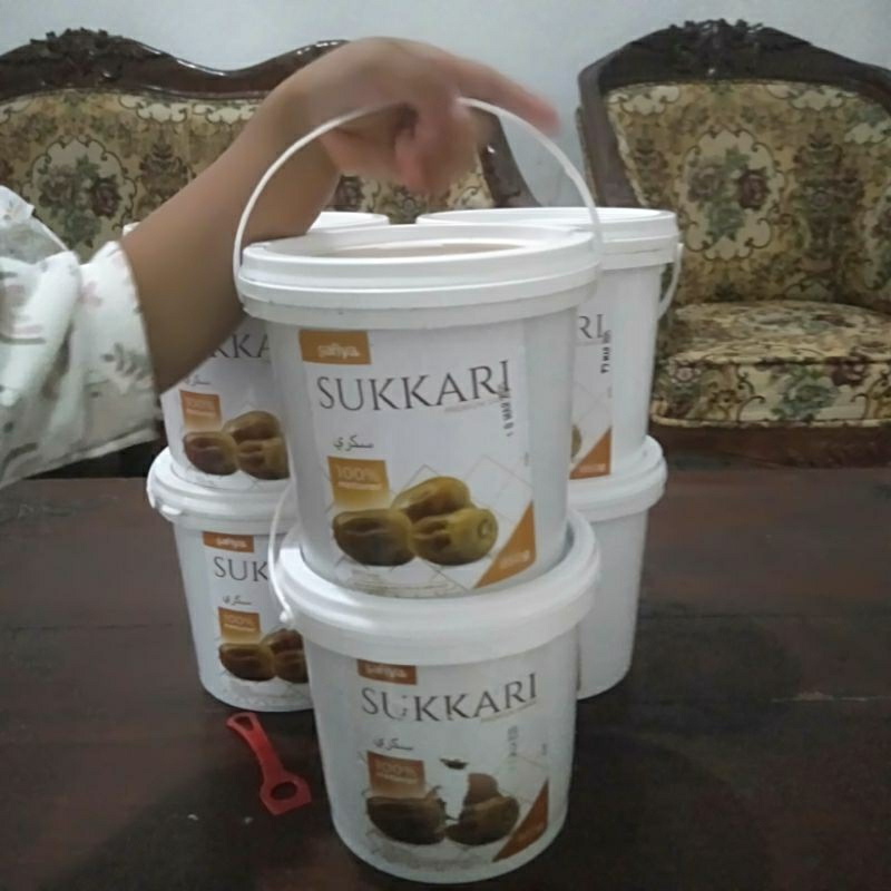

Kurma Sukkari safiya kemasan ember