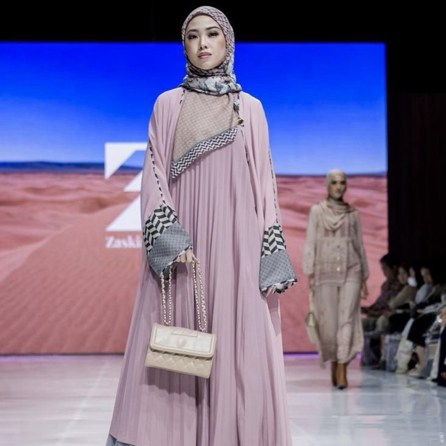 ZASKIA SUNGKAR| nashmia dress/ humaira set / shisi abaya