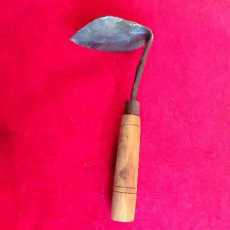 LARIS MANIS Kored Rumput Baja  Gathul Baja  Kored Miring  Cangkul Kecil