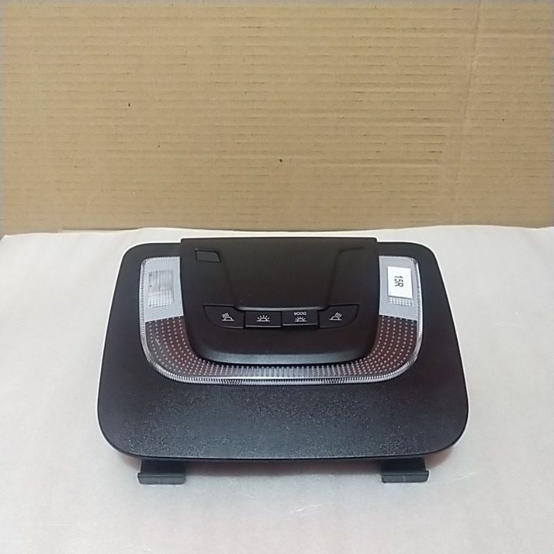 LAMPU PLAFON TOYOTA INNOVA ZENIX TYPE V ORI