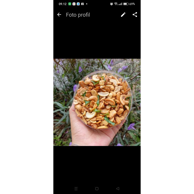 

kacang Mede patahan toples