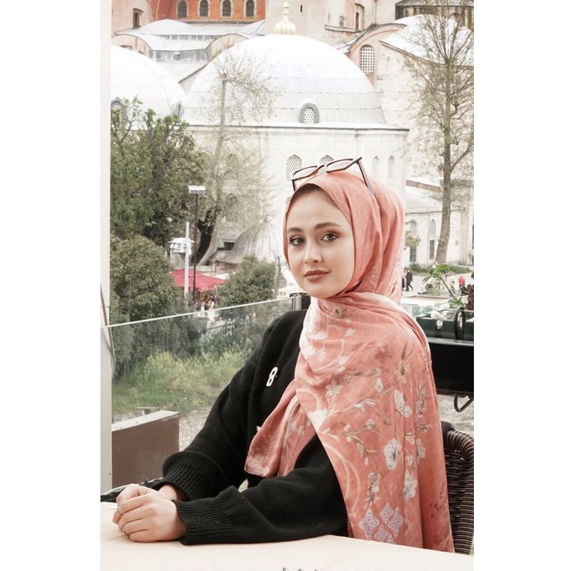 buttonscraves sofya hawl spice satin