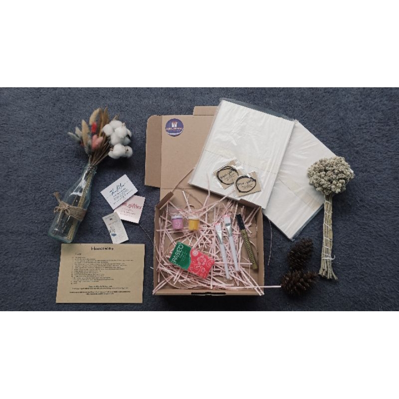 

DIY Handprint kit | handprint painting | hand painting kit | set kanvas couple | kanvas cap tangan couple | free bubble wrap | by amni_giftbox