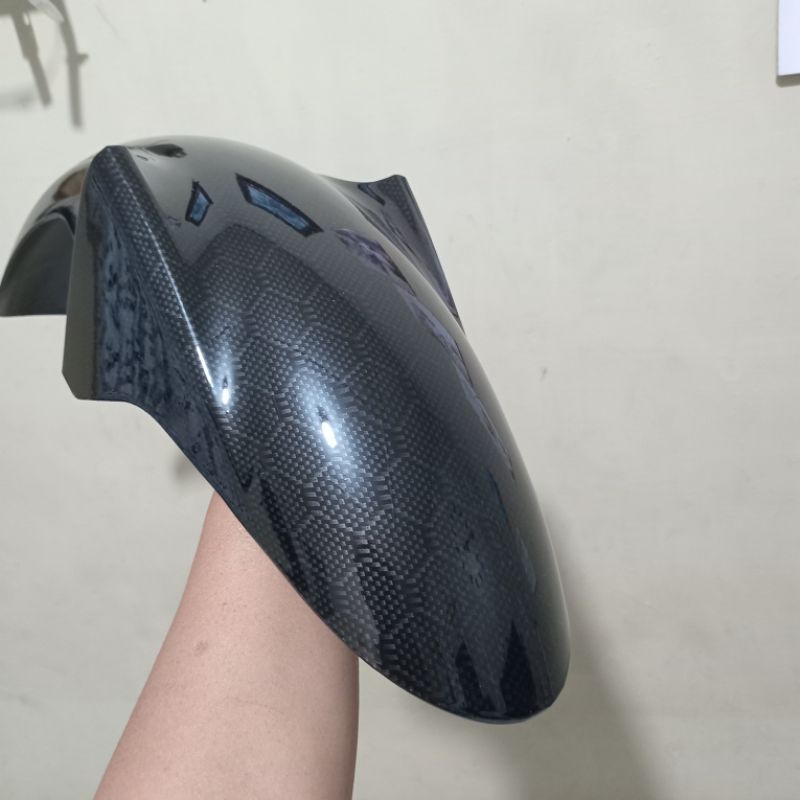 spakbor depan vixion carbon/sayap depan carbon vixion old