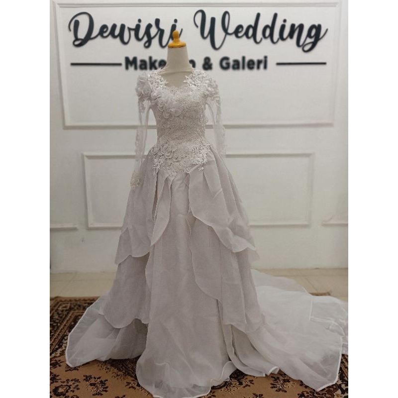 Preloved wedding dress/gaun pengantin