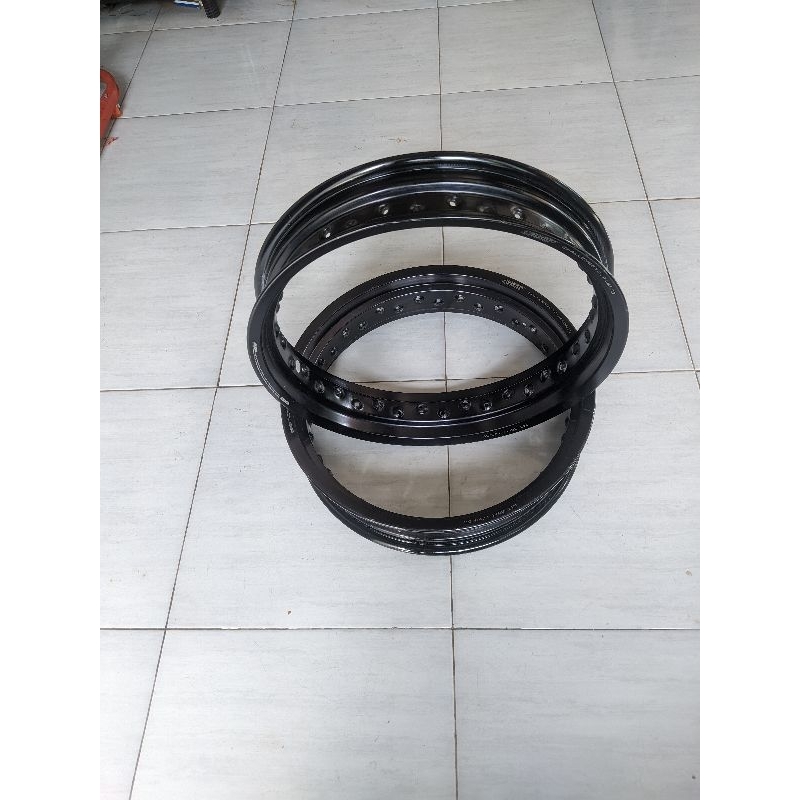 Velg Scarlet 300&350