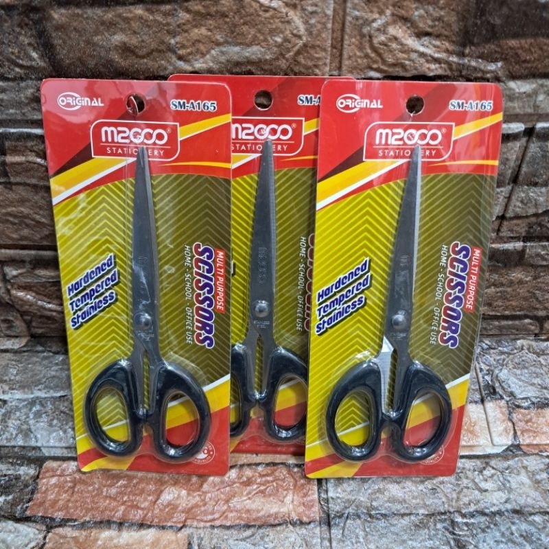 

1pcs GUNTING UKURAN TANGGUNG