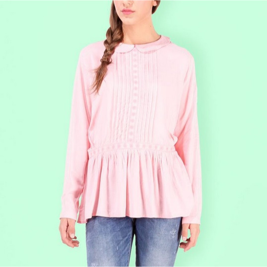 NINETY DEGREES ORIGINAL. BLOUSE BERKERAH BY LOGO JEANS WITH TAG