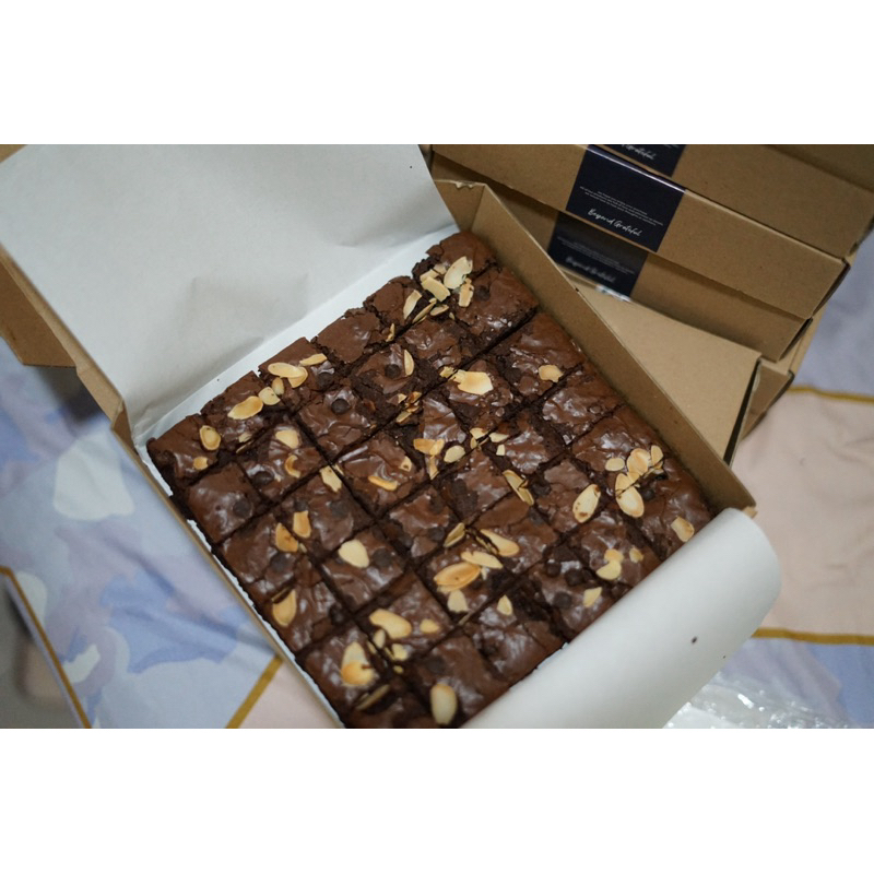 

Fudgy Brownies Premium