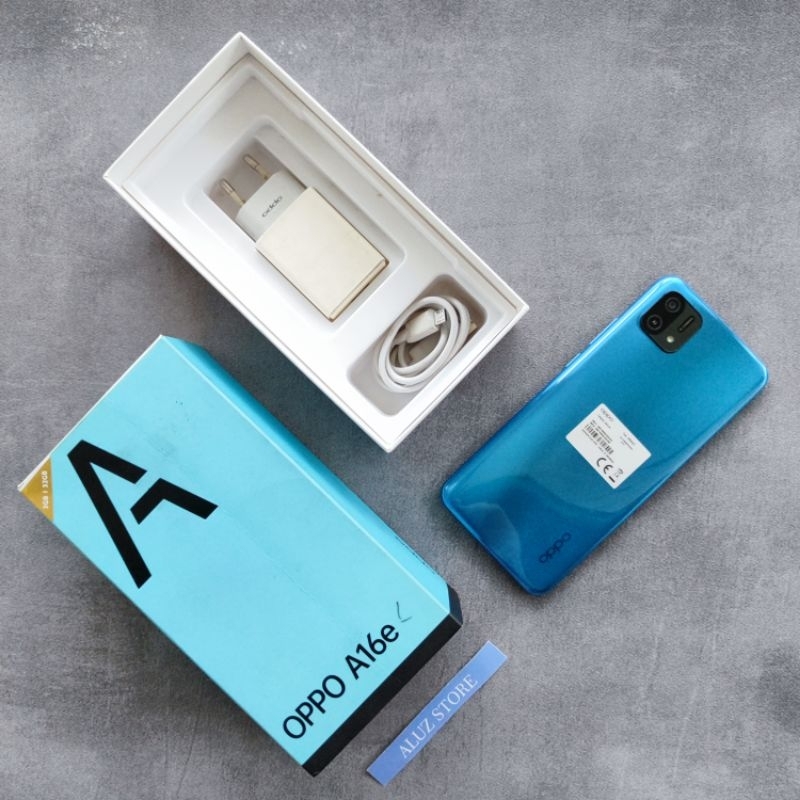 Oppo A16e 3/32 ram 3 internal 32 Gb seken mulus