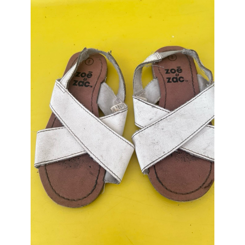preloved sepatu sandal zoe zac