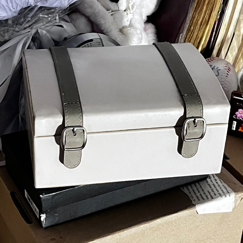 [PRELOVED] BEAUTY CASE BOX INFORMA / BOX PERHIASAN