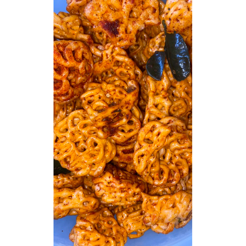 

Kerupuk Seblak Rafael Pedas Daun Jeruk