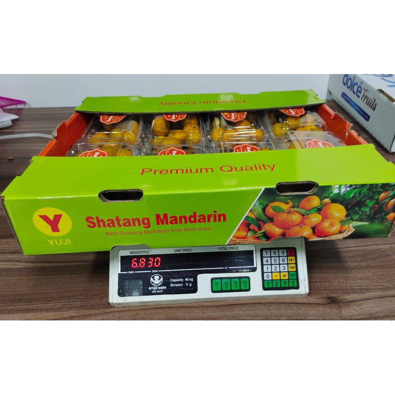 

Jeruk Shantang Madu Per Dus (8x750 Gram) Full Manis Seedless