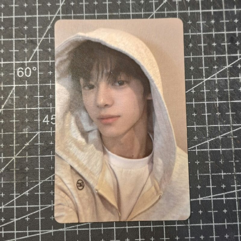 PHOTOCARD TWS HANJIN HOODIE WEVERSE
