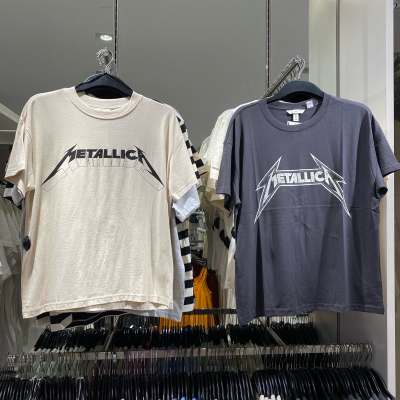 Kaos Metallica x H&M Original Store