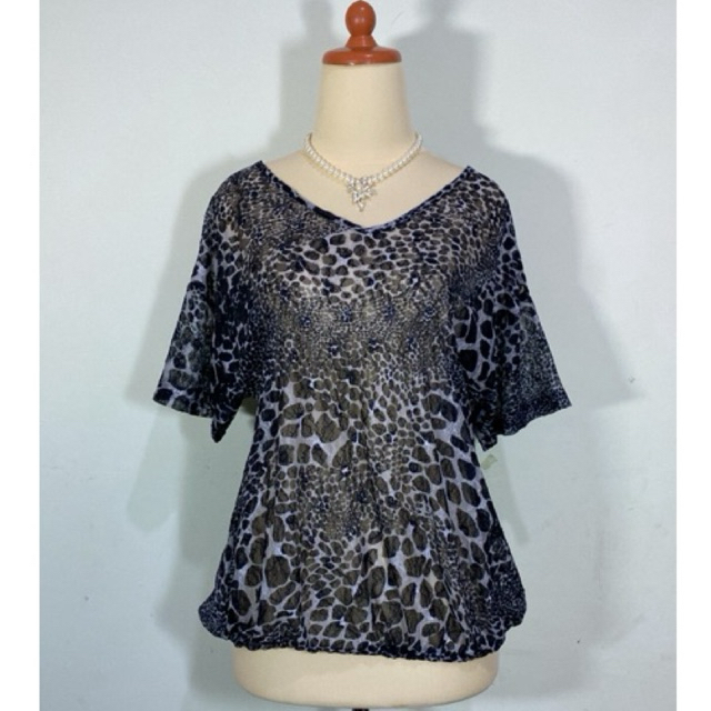 Blus Blouse Atasan model Oversize motif animal fullprint leopard loreng macan warna hitam putih blac