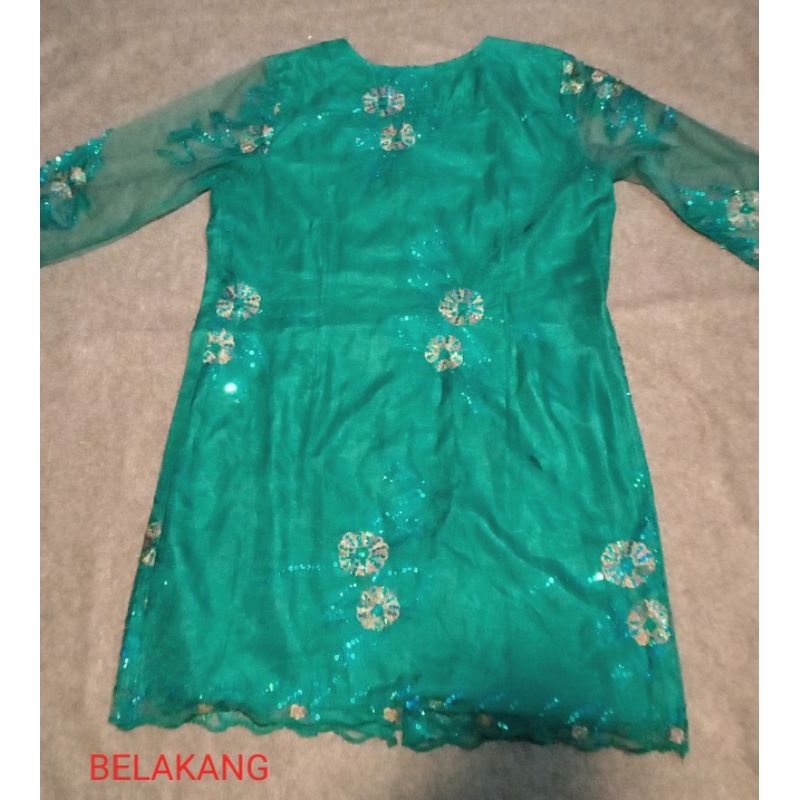 KEBAYA BROKAT MEDAN PRELOVED III