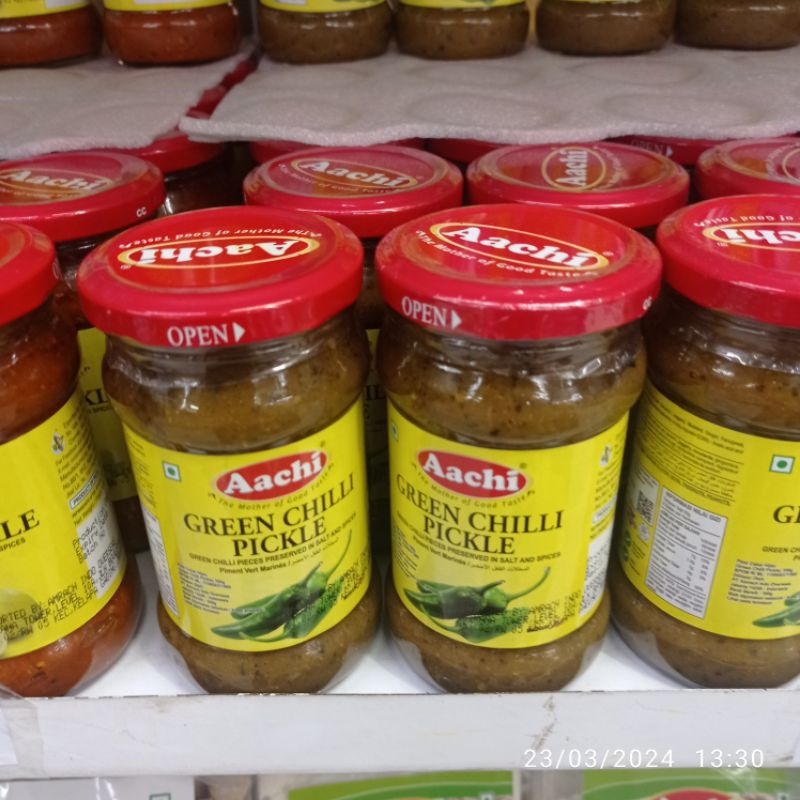 

AACHI GREEN CHILLI PICKLE 300 GR