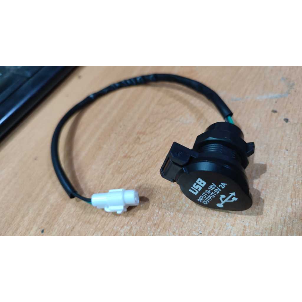 USB Charger Motor Listrik Motor Bensin