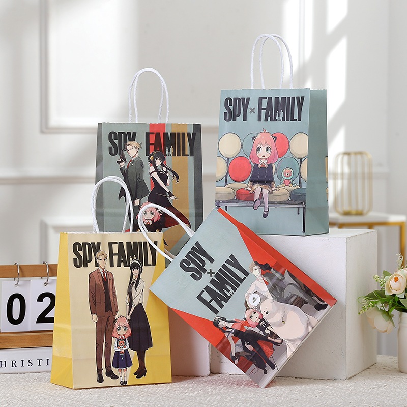 

Paperbag SPY FAMILY goodie bag ultah anak cute / tempat snack hadiah 15x8x21cm