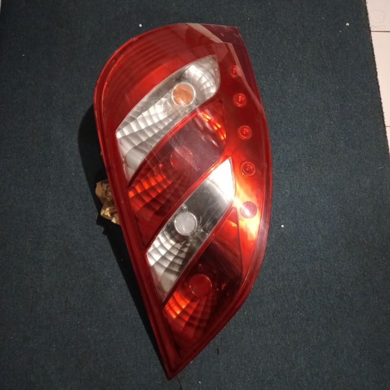 stop lamp Jetbus karoseri Adiputro kanan
