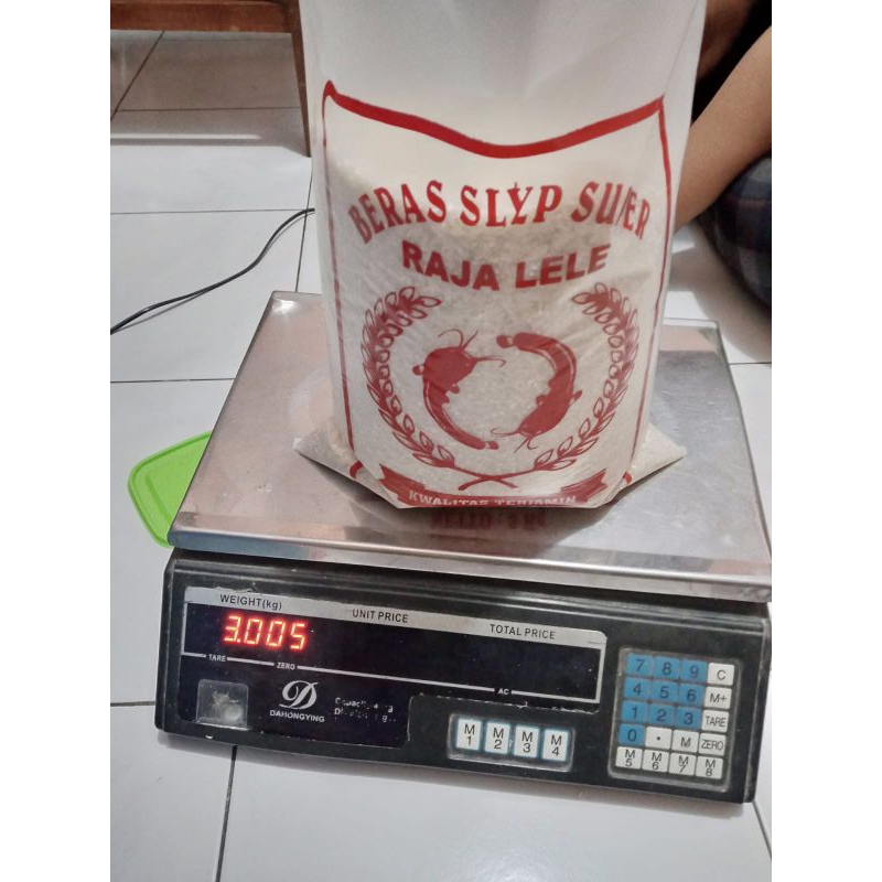 

beras zakat kemasan 3 kg merk rojo lele