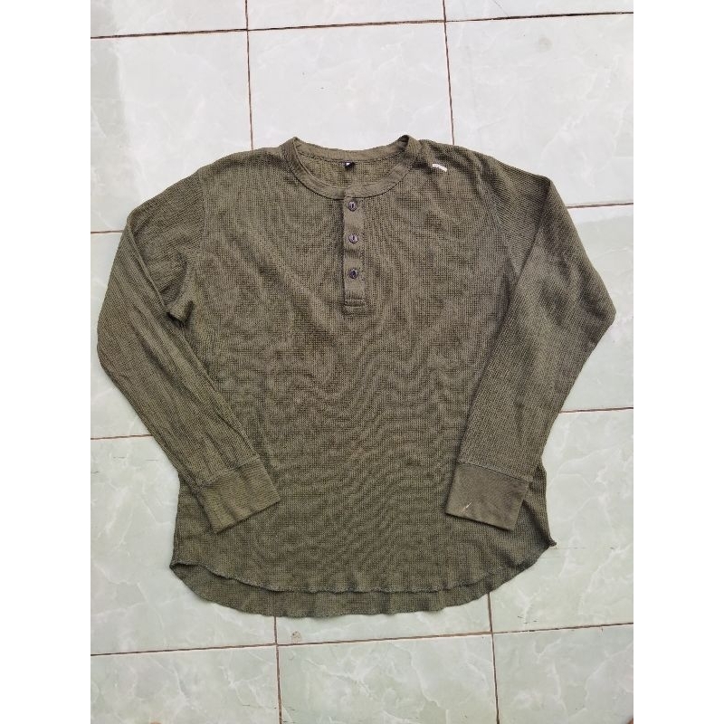 uniqlo long sleeve