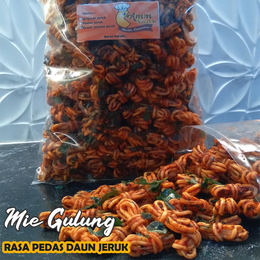 

MIE GULUNG PEDAS DAUN JERUK 1 KG RENYAH