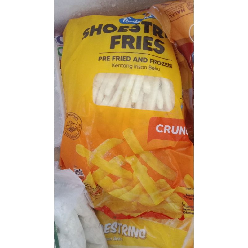 

kentang shoestring food