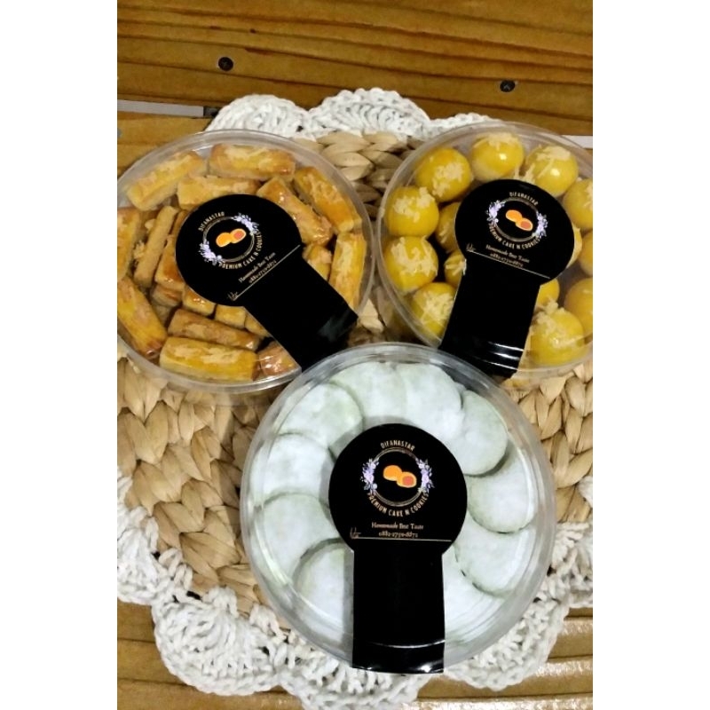 

PAKET HAMPERS LEBARAN 3 TOPLES 500GRAM》COOKIES PREMIUM