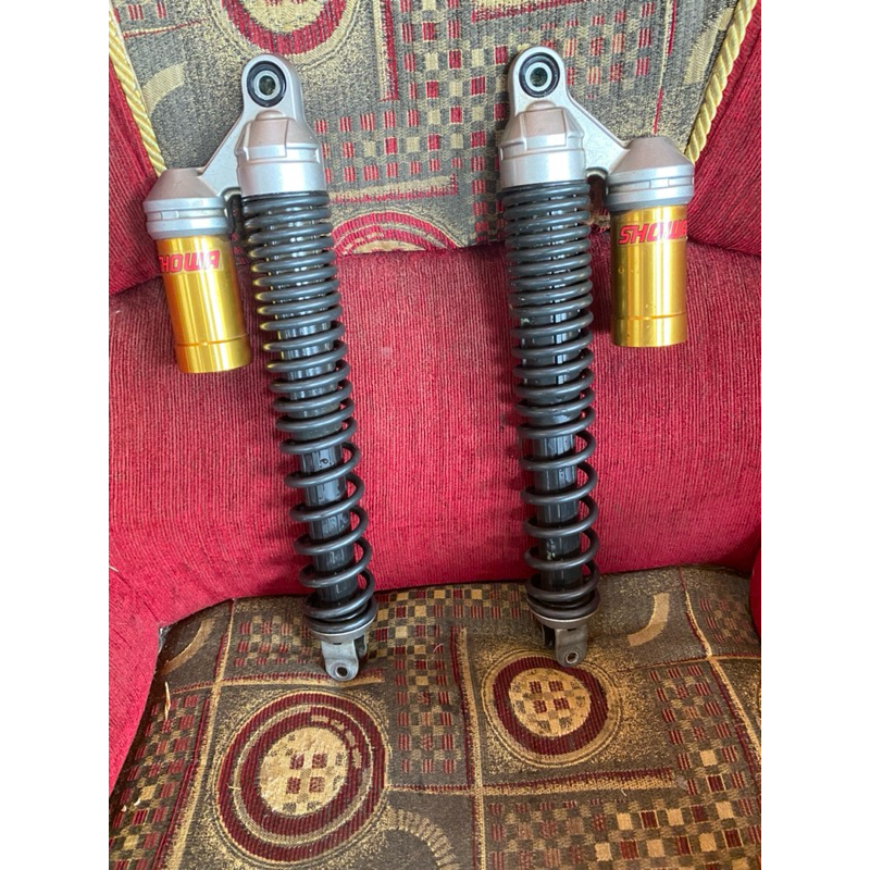 shock belakang adv 150/160