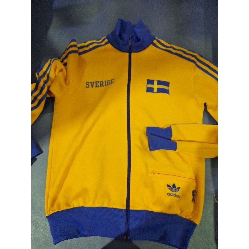 tracktop adidas fifa world cup "swedia" series