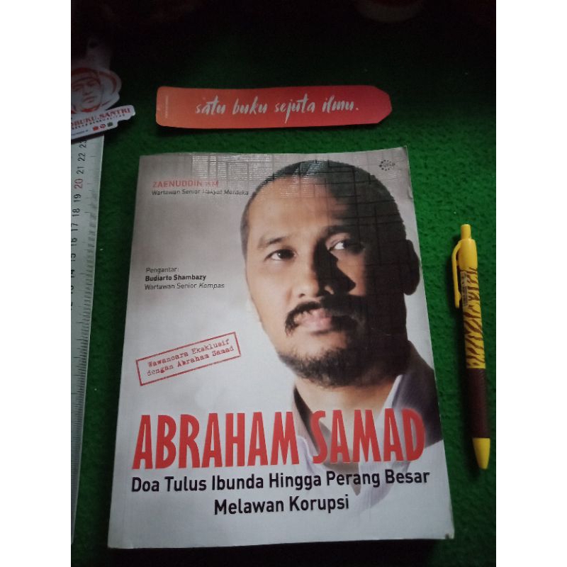 Buku Tokoh Inspiratif : Abraham Samad Doa Tulus Ibunda hingga Perang Besar Melawan Korupsi.