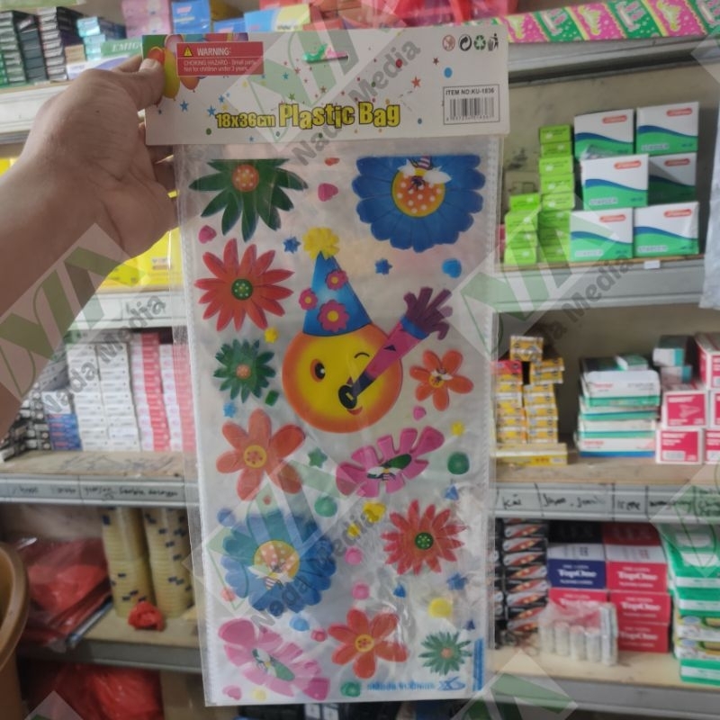 

plastik ulang tahun bingkisan snack