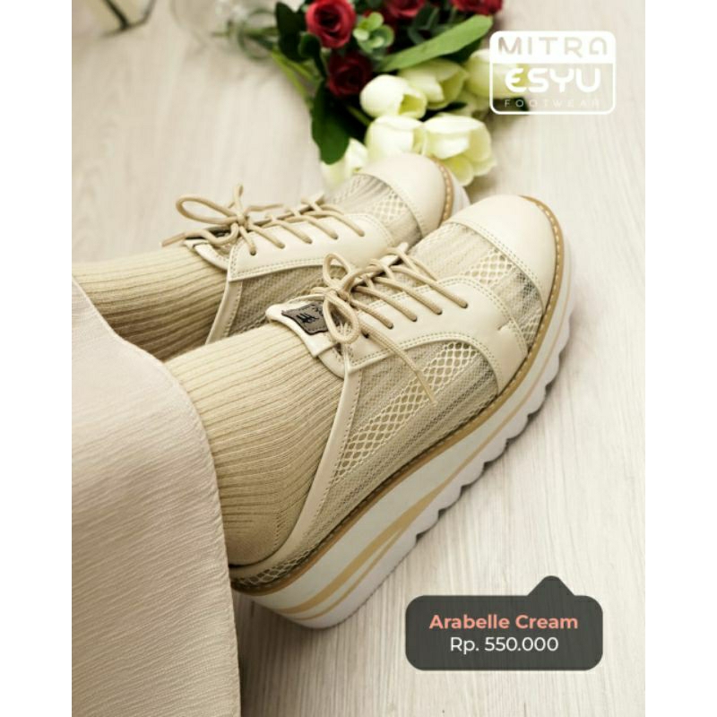 Arabelle series sepatu wedges esyu